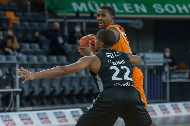 军和骑士争 军和骑士争