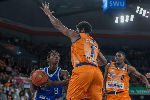 防不住的人 防不住的人